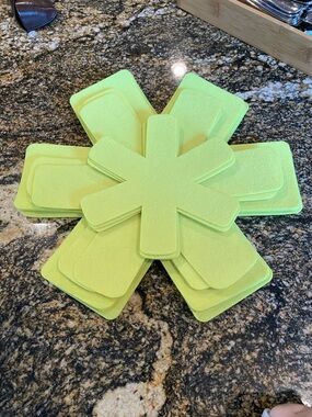 Set of Neon Lime Pot Separators